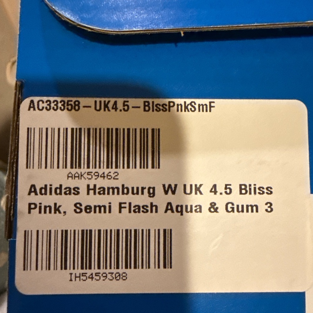 Adidas Pink Sneakers for Everyday Comfort - Picture 3 of 6